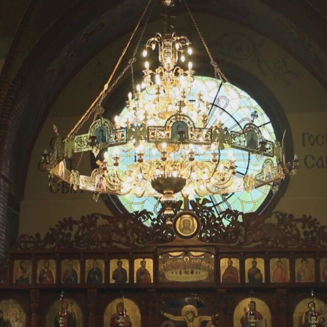 Православен храм в Берлин помага на сънародниците ни да се върнат у дома