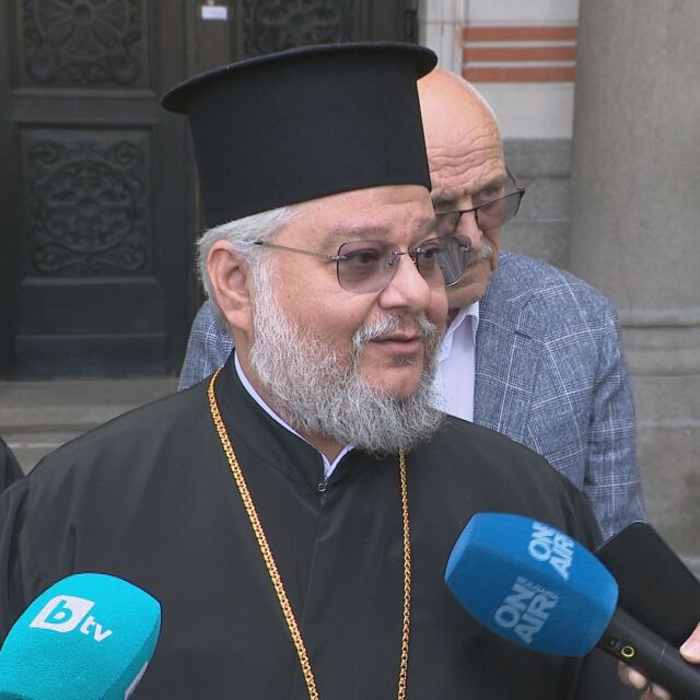  Българска делегация няма да пътува до Йерусалим за Благодатния огън (ВИДЕО) 