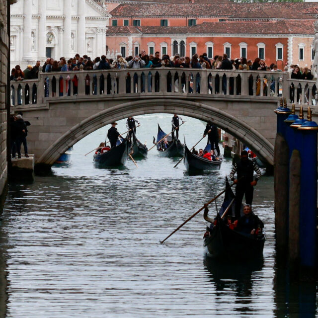Венеция е красива и все по-скъпа: Въвеждат нова такса