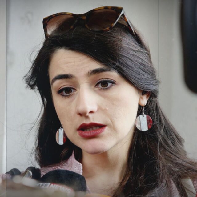  След журналистическо следствие: Фалшифицирала ли е подписи Лена Бориславова? 