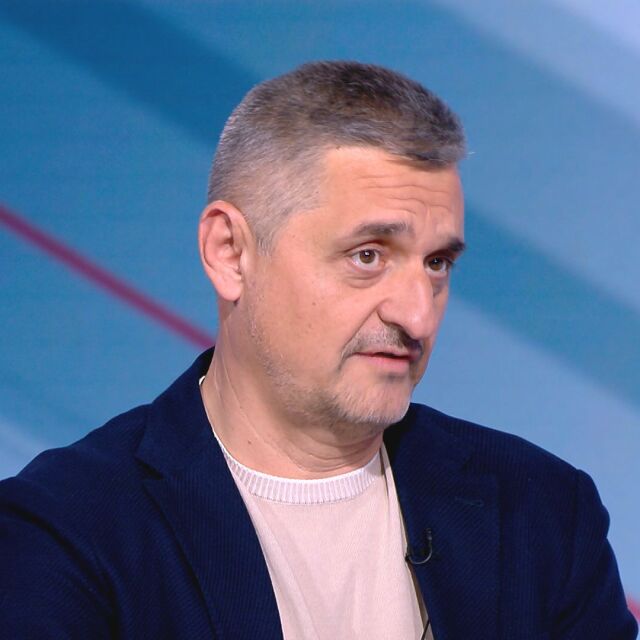  Кирил Добрев: Корнелия Нинова прави дивотия след дивотия 