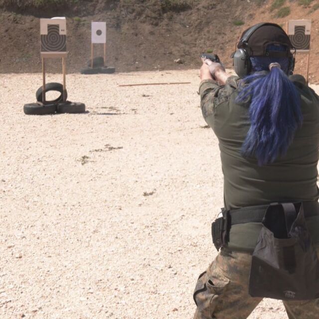 Нежни, но точни с мерника: Турнир по стрелби с пистолет с 51 дами от сектор „Сигурност“