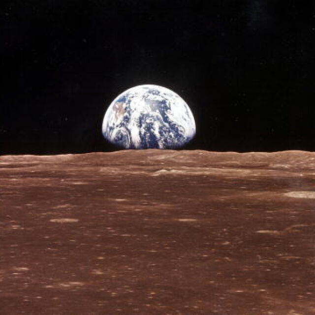 НАСА ще покаже недокосвани проби от Луната