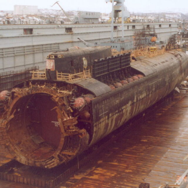 13 години от потъването на подводницата „Курск”