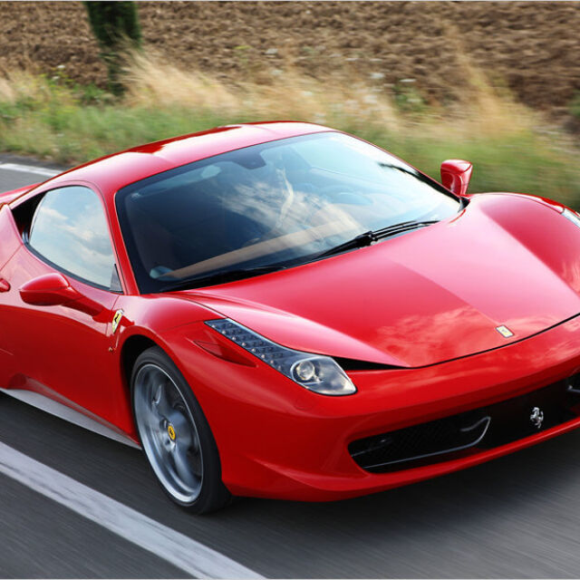 Ferrari пуска първия си електромобил, ето кога
