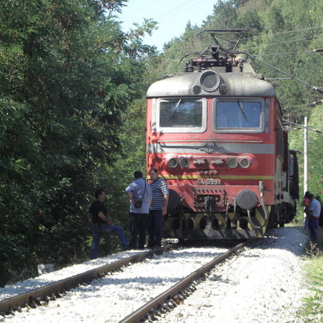 ЕС инвестира над 290 млн. евро в българския жп транспорт