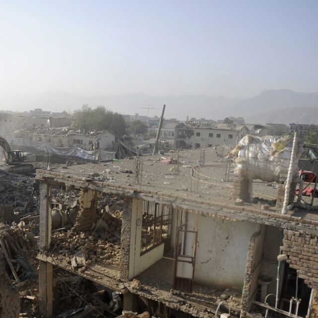 Втори атентат в Кабул за ден, поне 20 жертви