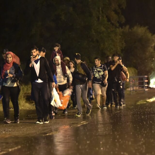 Кризата с имигрантите на Балканите се задълбочава (ОБЗОР)