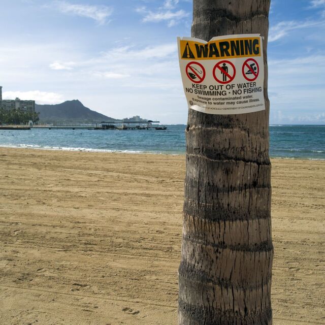 Затвориха плаж на Хаваите заради фекални води (СНИМКИ И ВИДЕО)