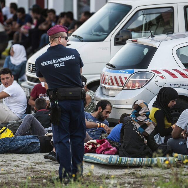 Полицията в Будапеща арестува 21 каналджии и 112 мигранти
