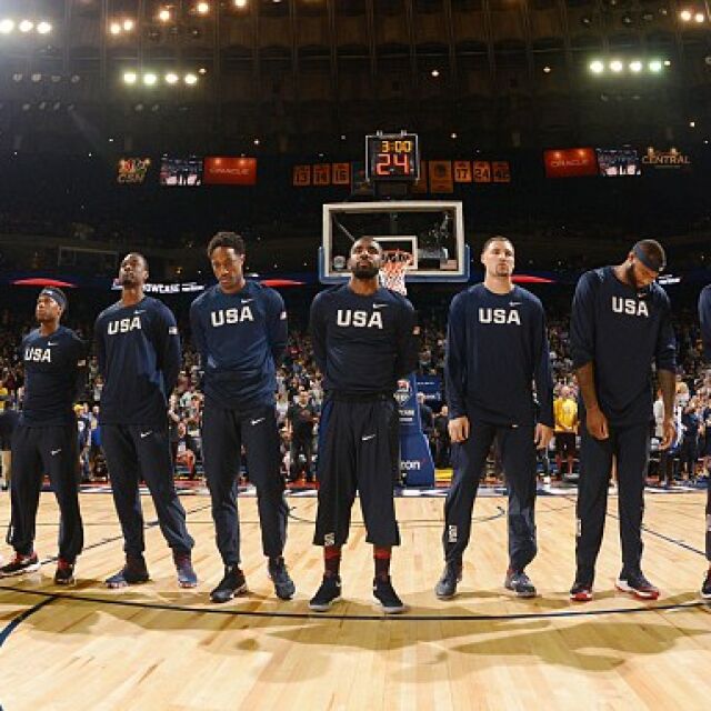 Настаняват на кораб баскетболистите на САЩ в Рио