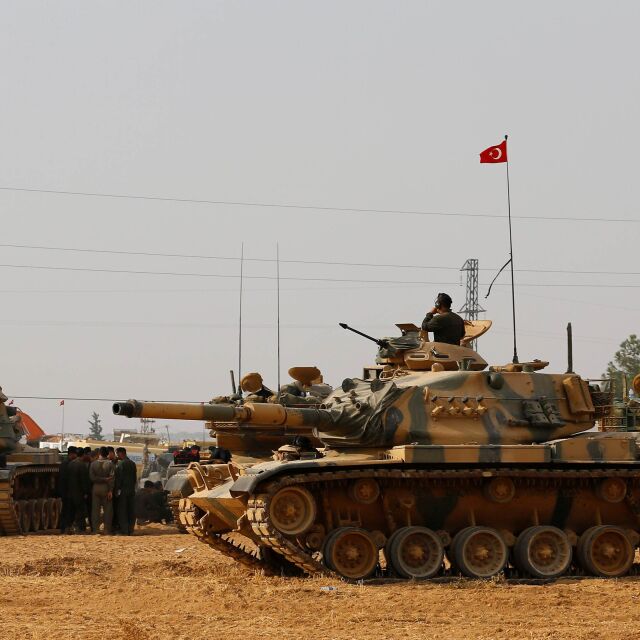 Още 10 турски танка навлязоха в Сирия (СНИМКИ И ВИДЕО)