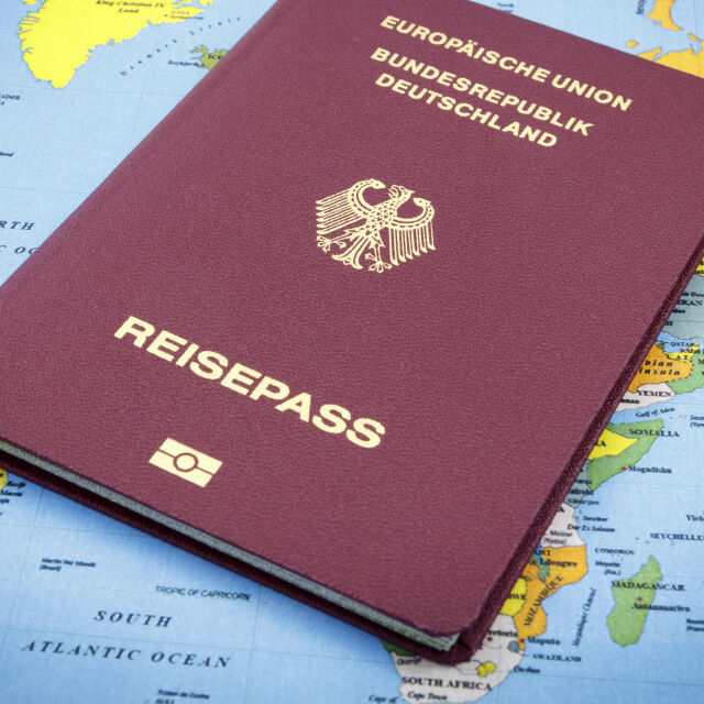 Новото германско правителство ще облекчи получаването на гражданство от чужденци