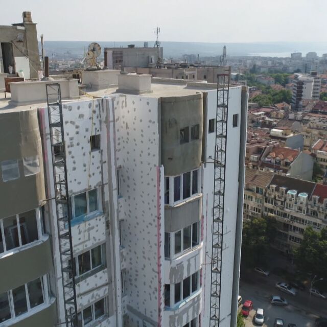МРРБ пита, „Екзакта” отговаря: Над 40% от българите биха платили за държавно саниране