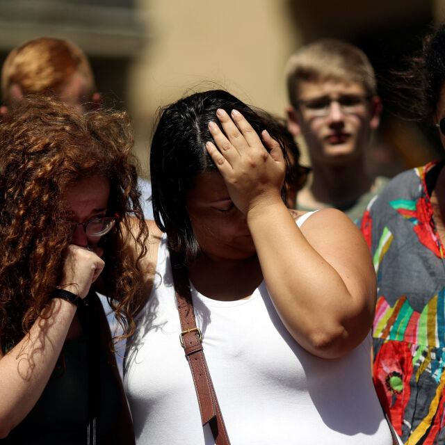След терора: Испания е в тридневен траур (ОБЗОР)
