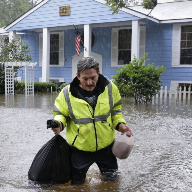 30 – 40 хил. къщи са пострадали от наводнението в Хюстън