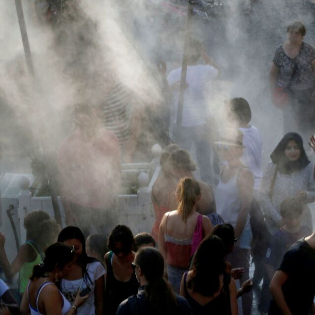 Рекордната жега предизвика сериозно замърсяване на въздуха в Париж