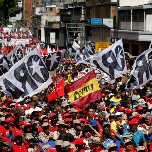 Многохиляден митигнг в подкрепа на Николас Мадуро