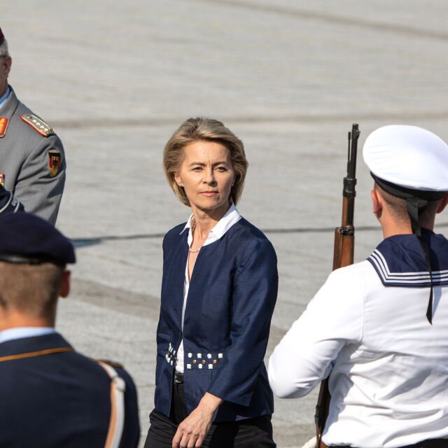 Урсула фон дер Лайен ще се кандидатира за нов шеф на НАТО