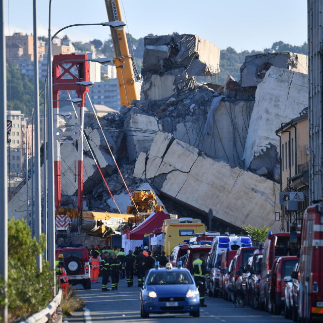 Търсене, траур и въпроси без отговор след трагедията в Генуа (ОБЗОР)