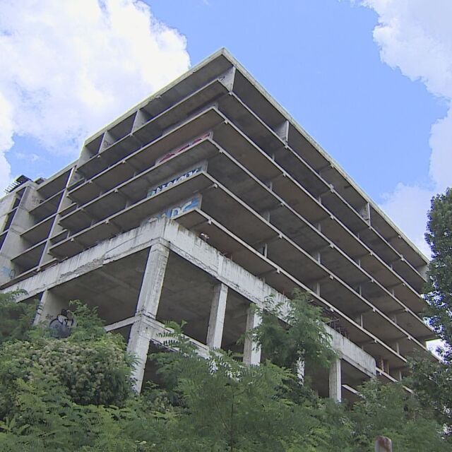  Събарят старите здания върху терена на Националната детска болница до края на май 