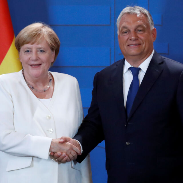 Меркел и Орбан отбелязаха 30 години от „Паневропейския пикник”, променил Европа