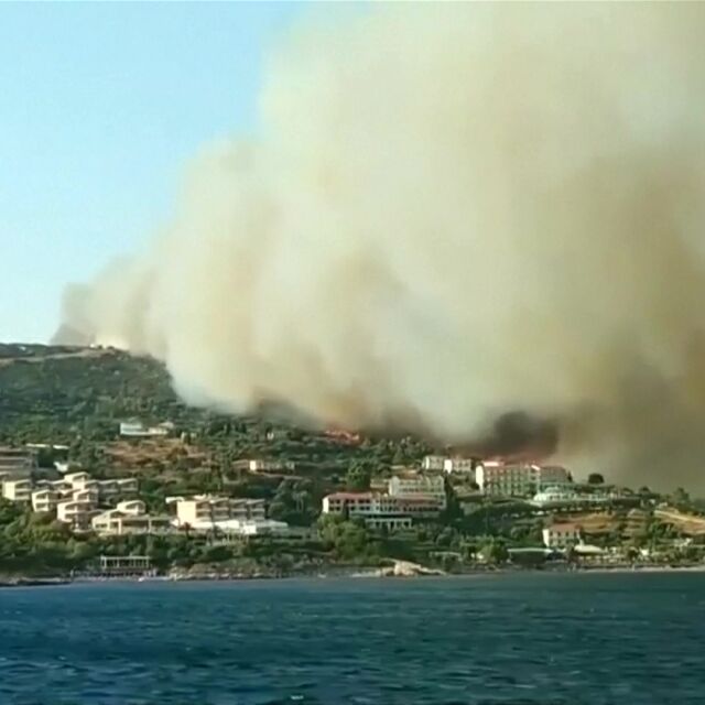 Арестуваха двама души за подпалването на четири пожара в Гърция