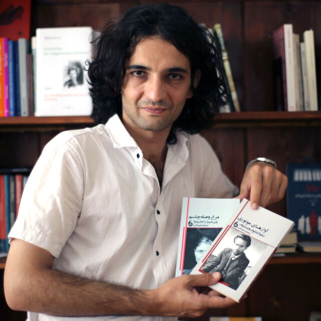 Фарид Гадами, който за пръв път преведе Никола Вапцаров на персийски език (ВИДЕО)