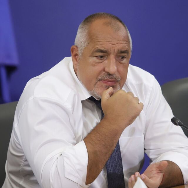 Борисов: Близо 200 хил. души останаха на работа благодарение на мярката "60:40"