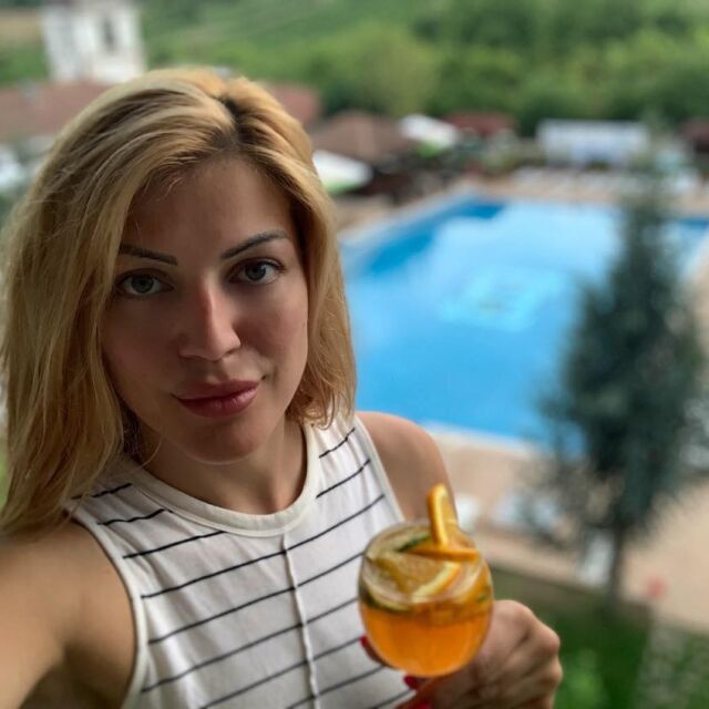 "Мисис България Европа" 2017 Анна Стефанова обожава тихите местенца на морето и коктейл с лайм