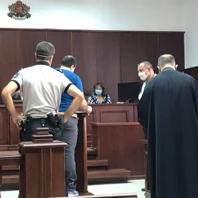 Започна делото срещу Иван Пачелиев, обвинен в убийството на фелдшер в село Орешник