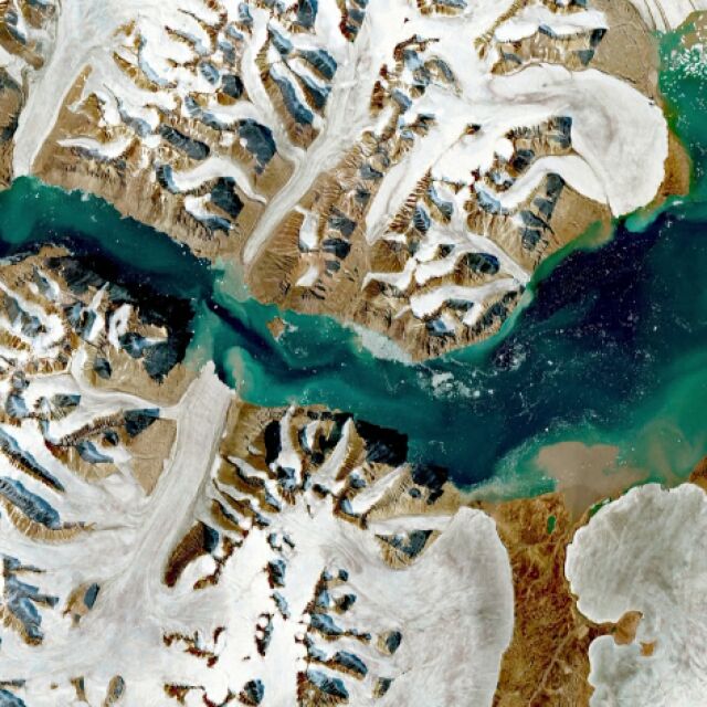 Отново топене на ледниците в Гренландия (ВИДЕО)