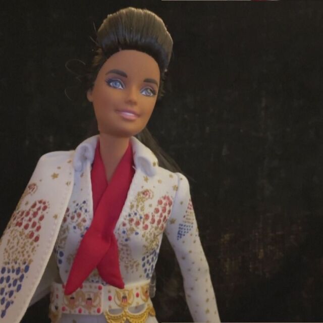 Куклата Барби облече костюм на Елвис Пресли