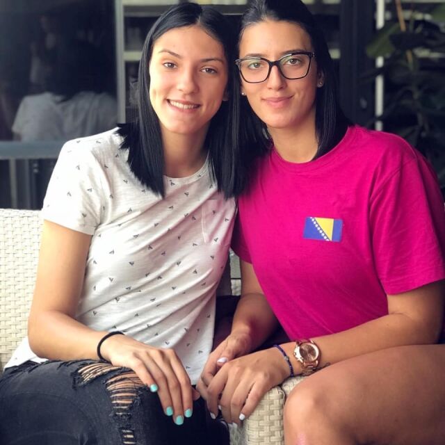 Тияна и Даяна Бошкович: Две сестри - два национални отбора