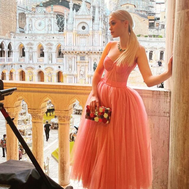Мария Бакалова посети Венеция за модно събитие на "Долче и Габана" (СНИМКИ)