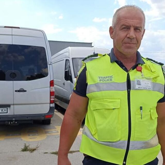 Полицаят, арестувал дрогирания шофьор в Пловдив: Опита се на два пъти да мине през мен 