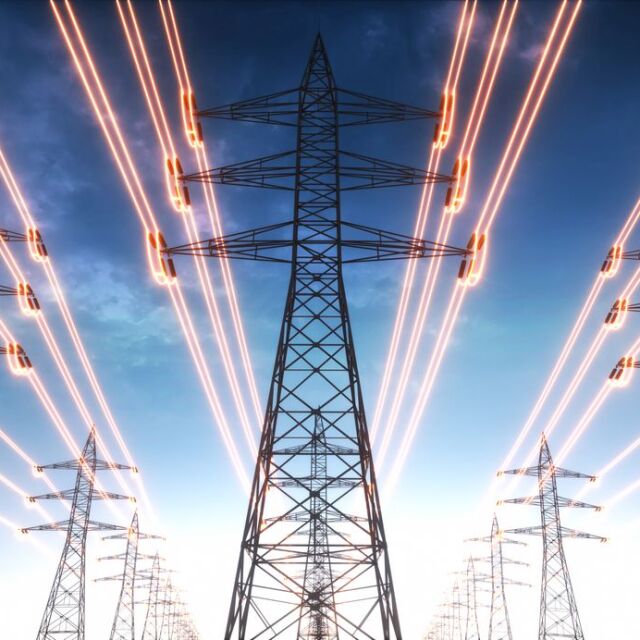 Енергийното министерство иска по-скъп ток при по-голямо потребление