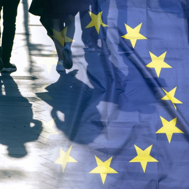 Външните министри на ЕС обсъждат визите за руски граждани