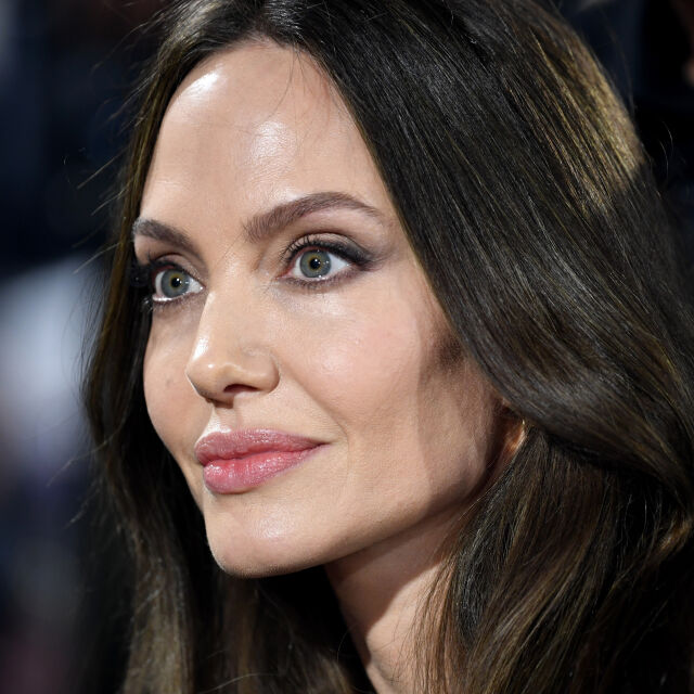 Анджелина Джоли изцяло промени визията си - ето какъв е новият й стил (СНИМКИ)