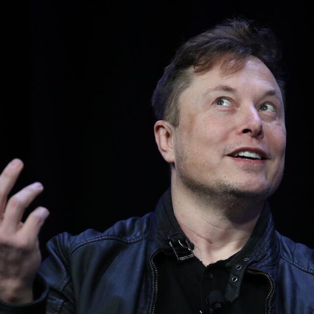 Какво гласи писмото, с което Илон Мъск освобождава 10% от служителите в Tesla?