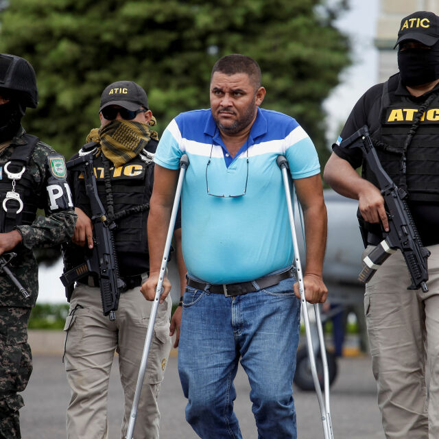 След опит да прекарат 90 т кокаин в САЩ: Кмет от Хондурас е арестуван за работа с наркокартел