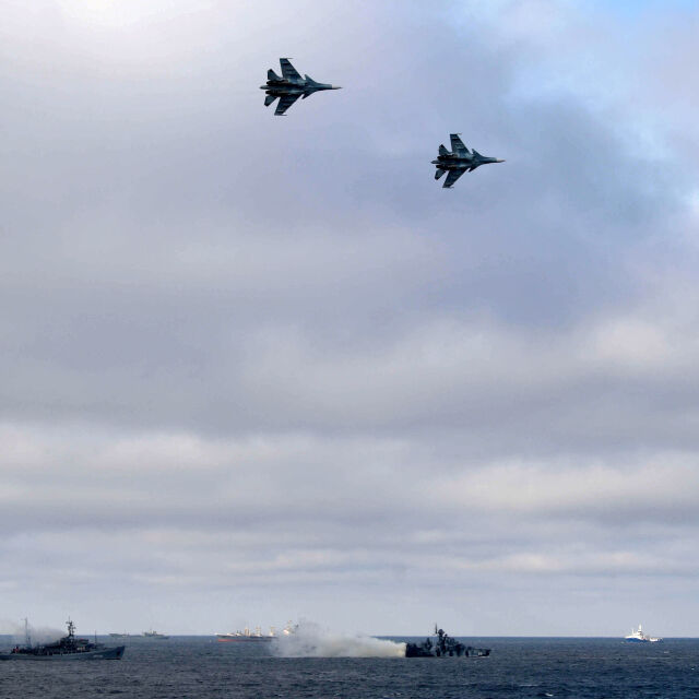  Украйна е унищожила съветска газова платформа в Черно море 