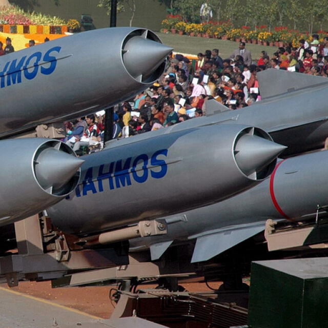 Индия изпробва успешно свръхзвукова крилата ракета 