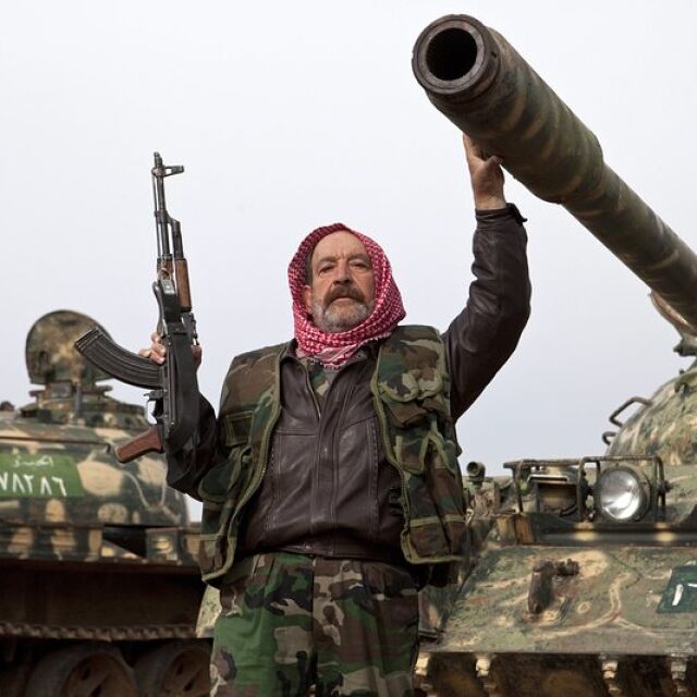 Турция обстрелва кюрдско селище в Сирия (ОБНОВЕНА)