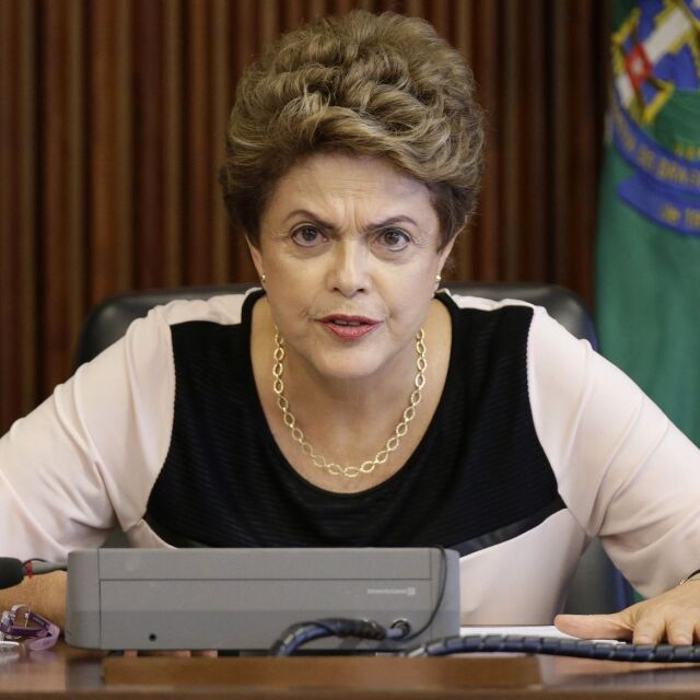 На ръба на импийчмънта, Дилма се загрижи за стабилността в Бразилия