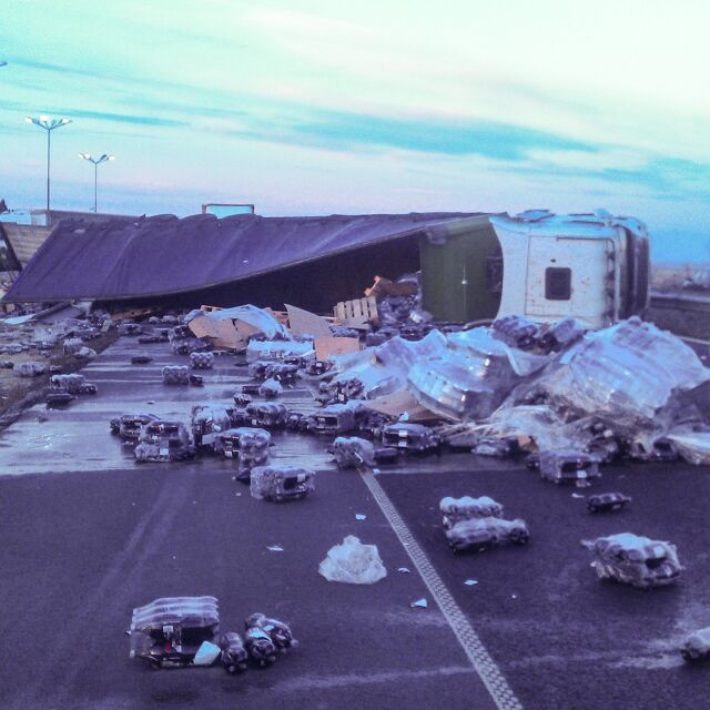 Катастрофа блокира АМ "Тракия" край Пловдив