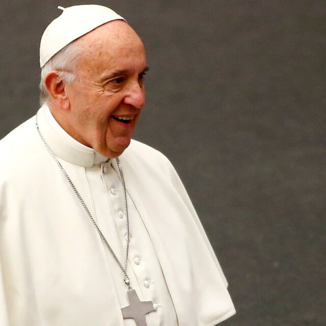 Ватиканът също ще бори фалшивите новини