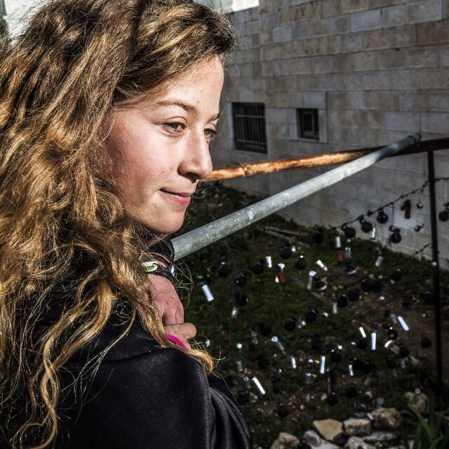 До 7 години затвор за палестинско момиче, зашлевило израелски войник