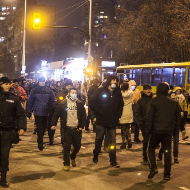 6 квартала излязоха на протест срещу мръсния въздух в София