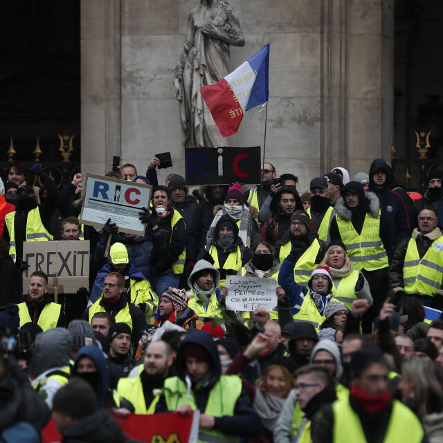 Поредна събота: „Жълтите жилетки” отново протестират в Париж